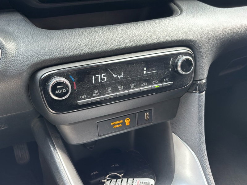 Toyota Yaris usata a Bologna (14)