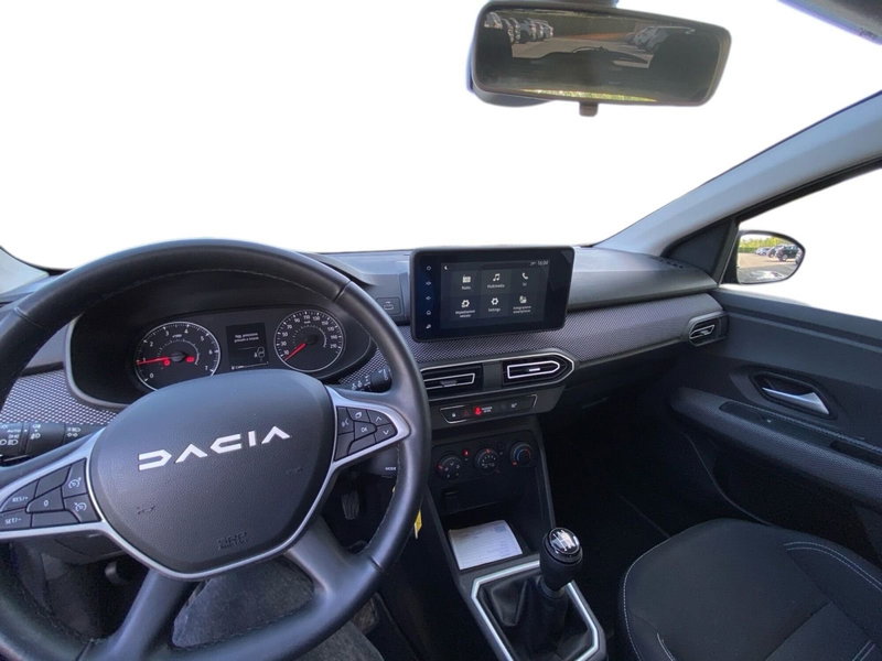 Dacia Sandero usata a Bologna (15)