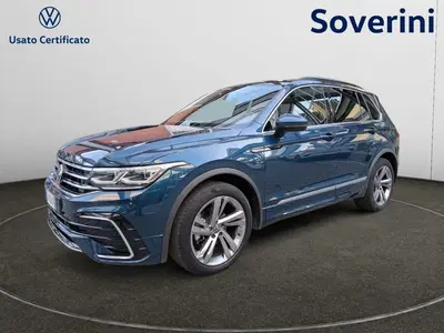 Volkswagen Tiguan 2.0 TDI 150 CV SCR DSG 4MOTION R-Line del 2022 usata a Bologna