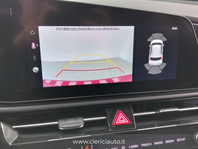 Kia Niro usata a Como (18)