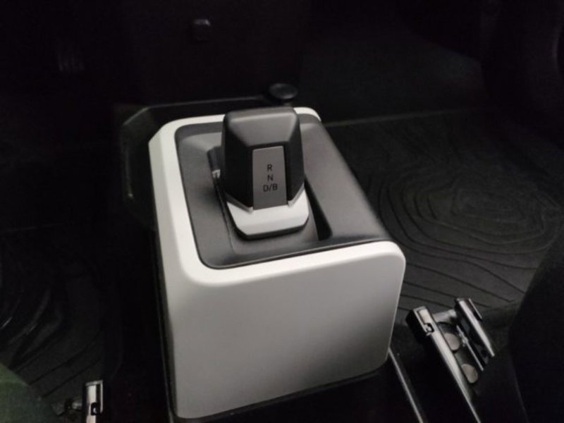 Dacia Spring usata a Modena (17)