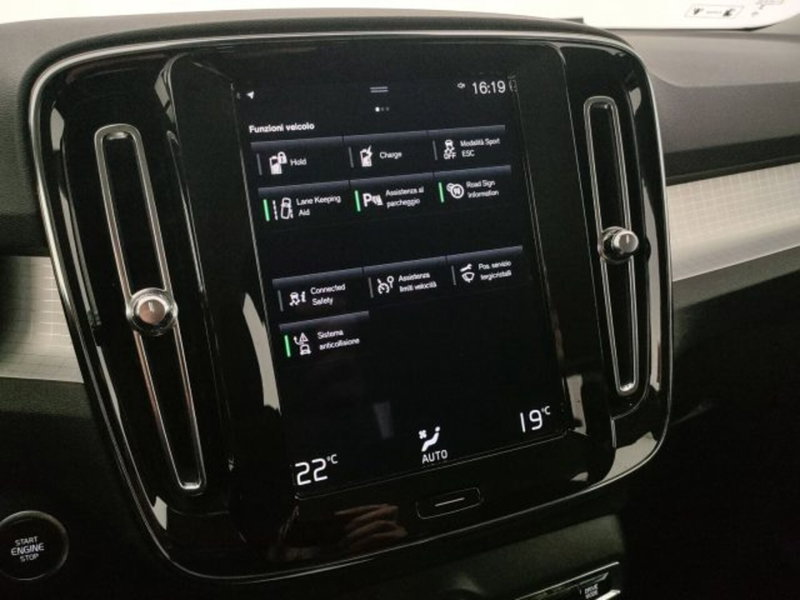 Volvo XC40 usata a Modena (16)