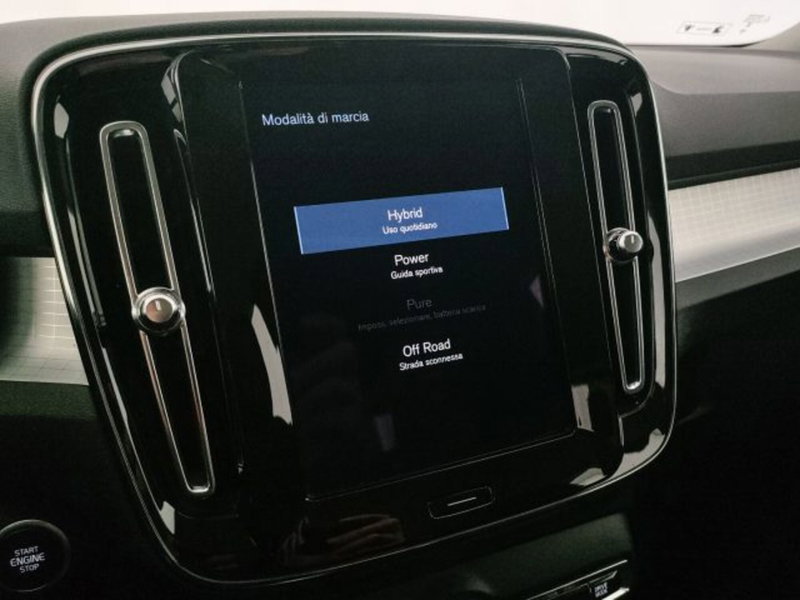 Volvo XC40 usata a Modena (18)