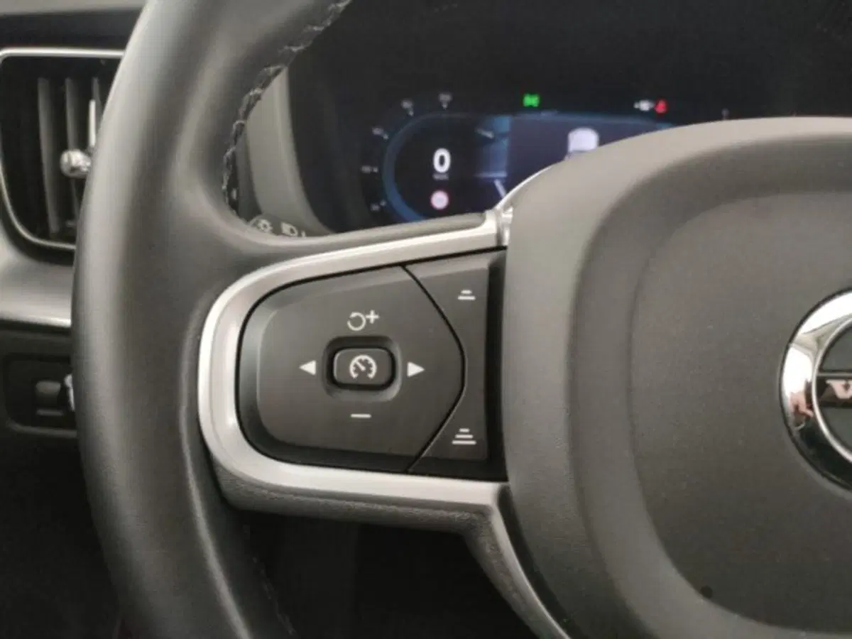 Volvo XC60 usata a Modena (20)