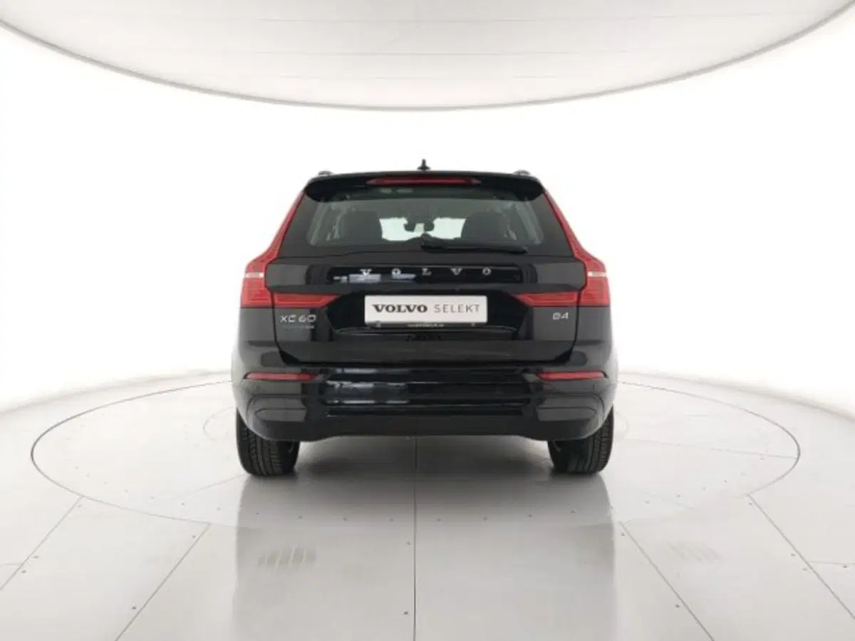 Volvo XC60 usata a Modena (4)