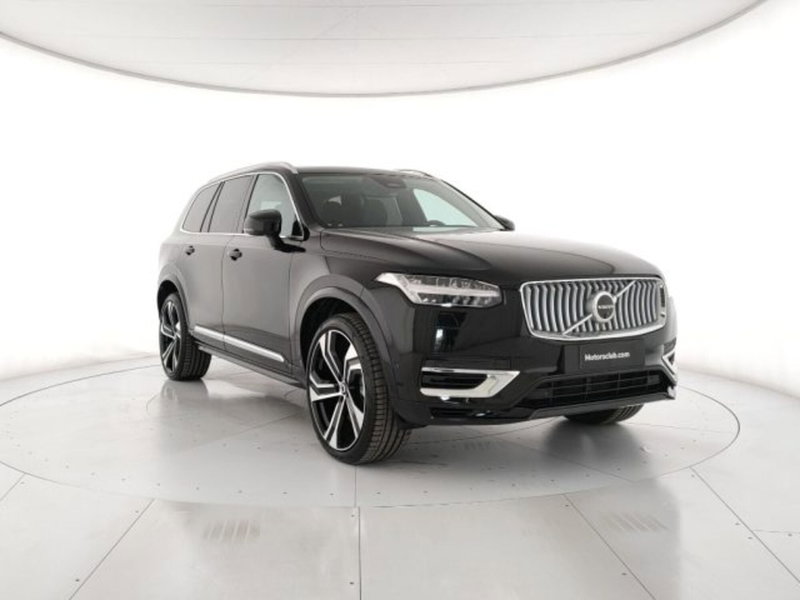 Volvo XC90 nuova a Modena (6)