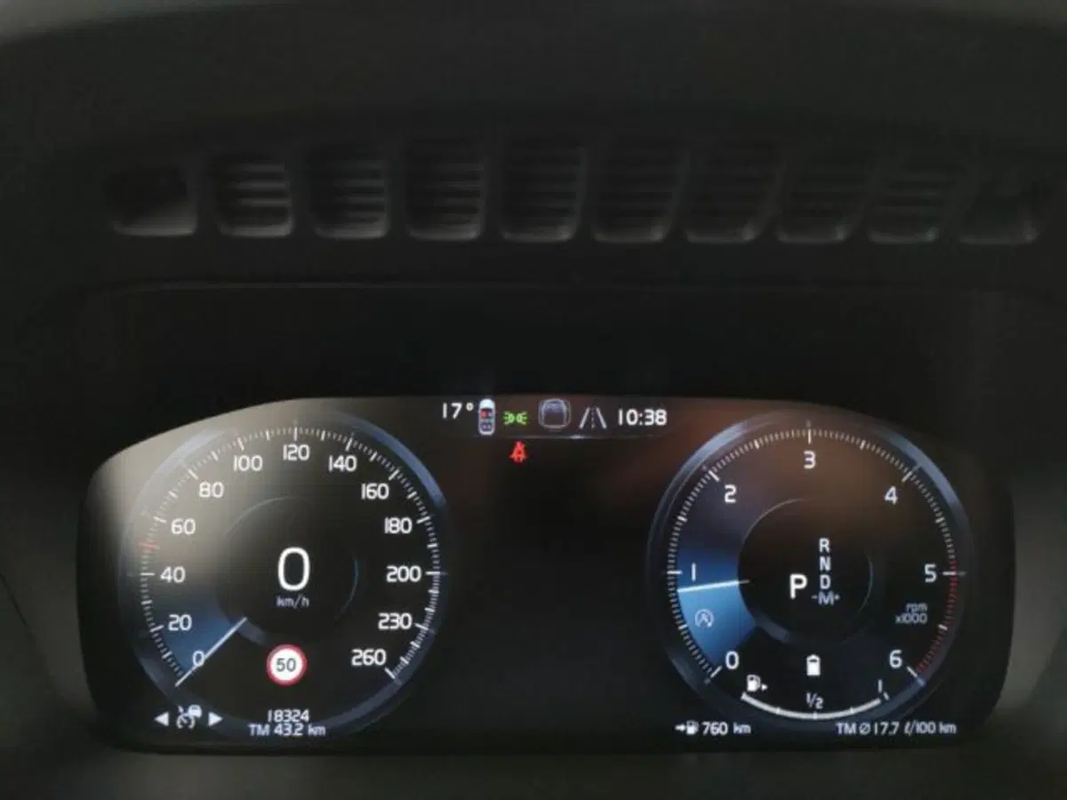 Volvo XC90 usata a Modena (13)
