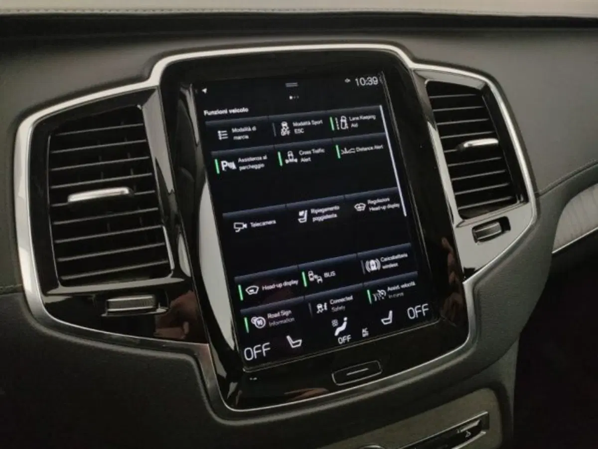 Volvo XC90 usata a Modena (15)