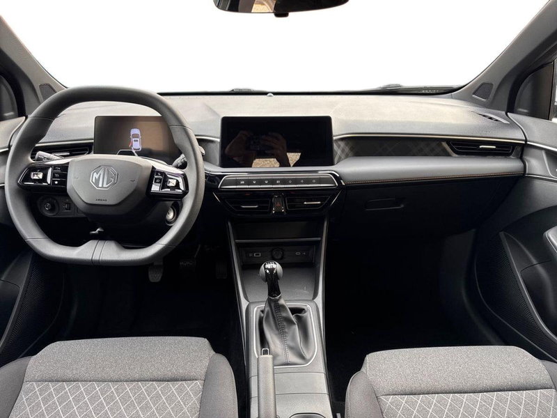 Mg MG3 nuova a Bari (8)