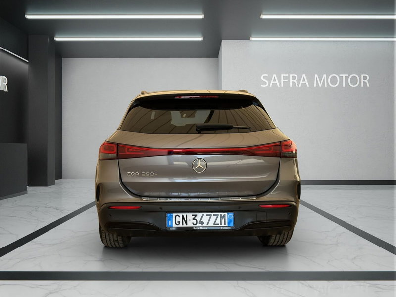 Mercedes-Benz EQA usata a Cosenza (5)