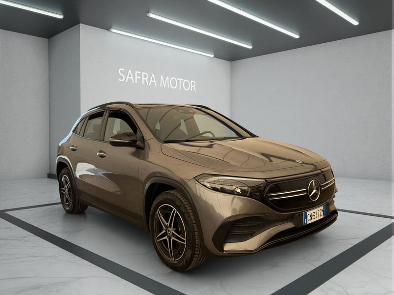 Mercedes-Benz EQA usata a Cosenza (8)