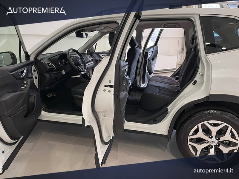 Subaru Forester usata a Como (11)