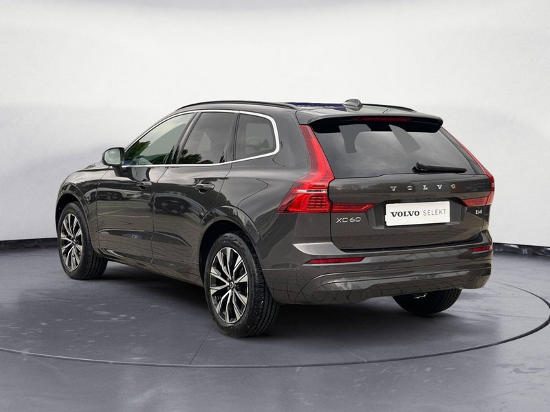 Volvo XC60 usata a Como (6)