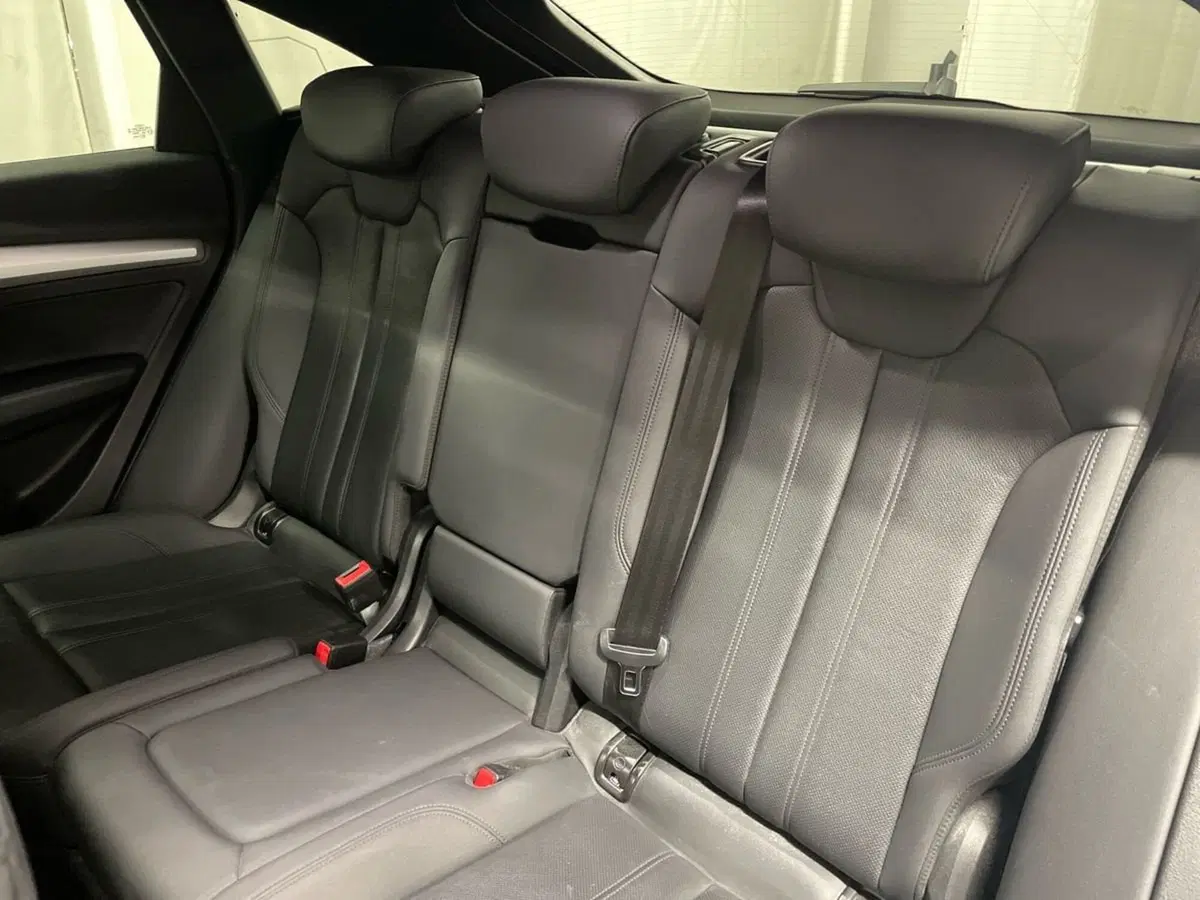 Audi Q5 Sportback usata a Macerata (13)