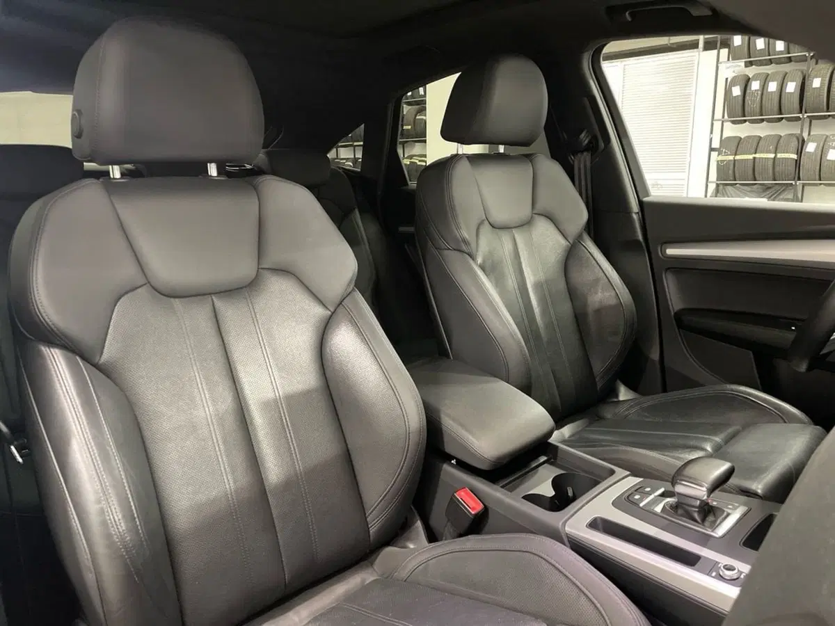 Audi Q5 Sportback usata a Macerata (14)