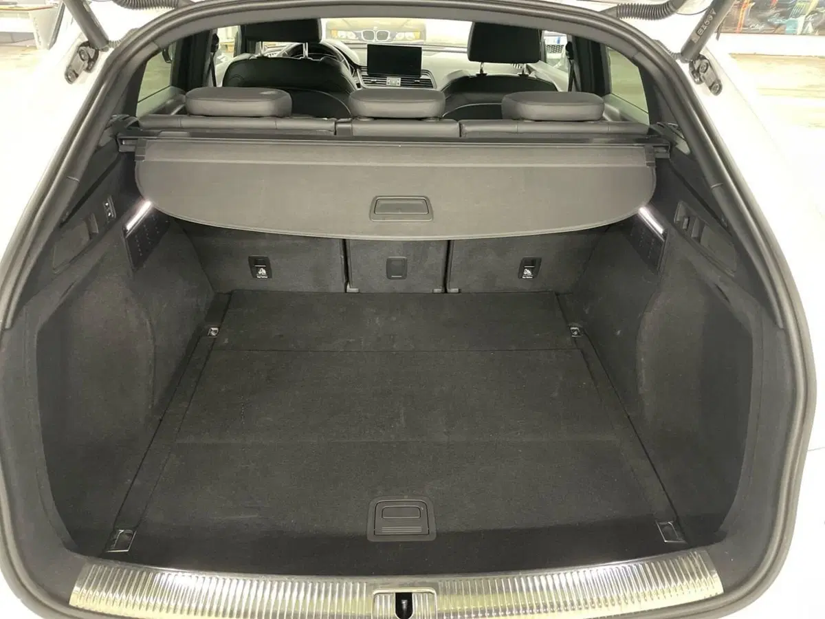Audi Q5 Sportback usata a Macerata (7)