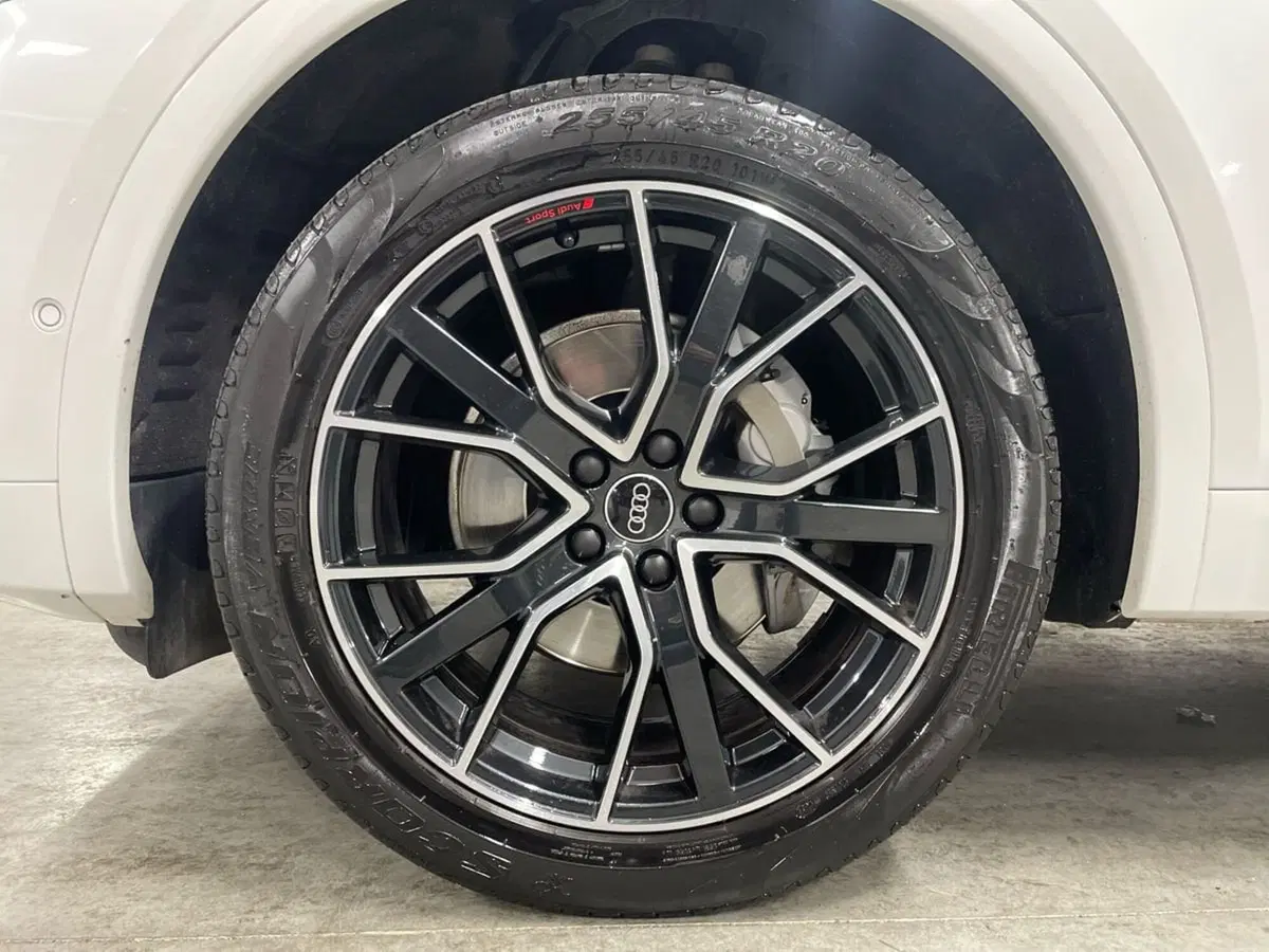 Audi Q5 Sportback usata a Macerata (8)