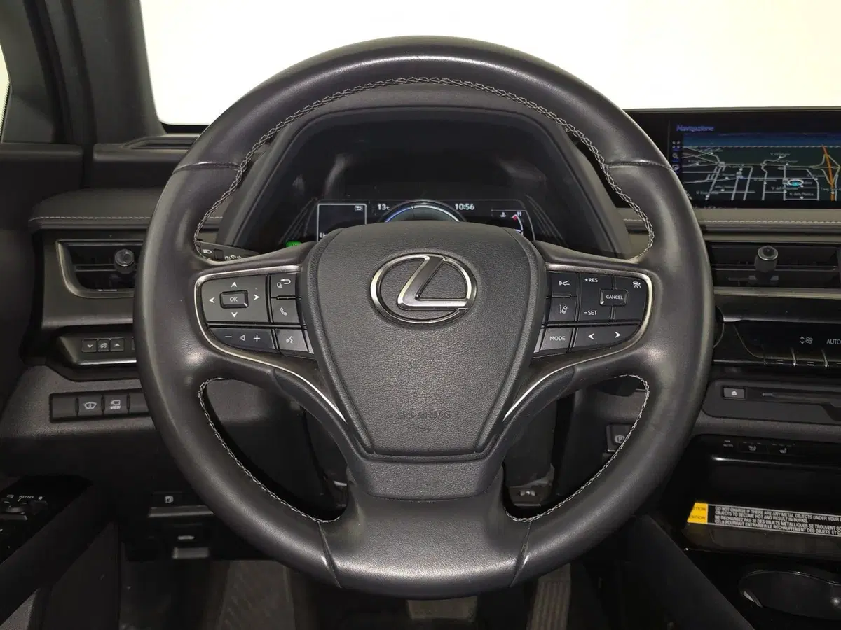 Lexus UX usata a Cuneo (5)