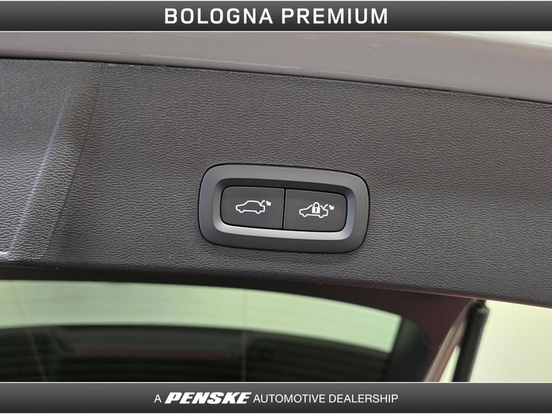 Volvo XC40 usata a Bologna (9)