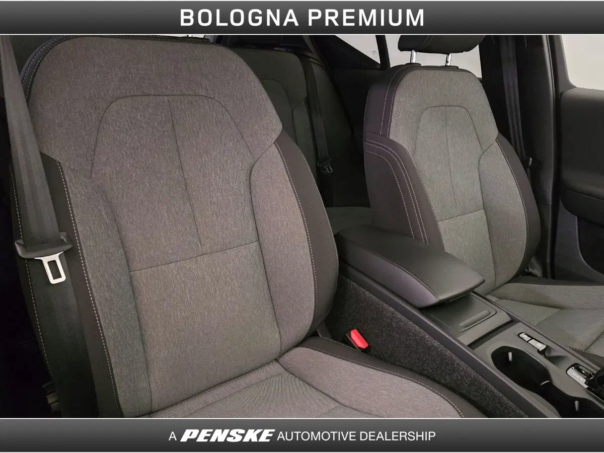Volvo XC40 usata a Bologna (12)