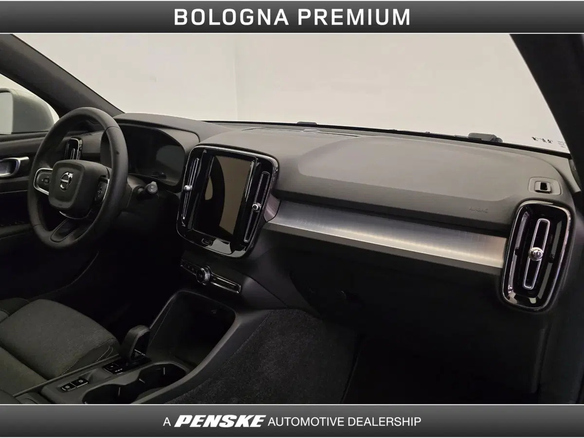 Volvo XC40 usata a Bologna (14)