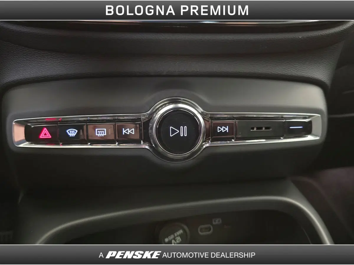Volvo XC40 usata a Bologna (15)