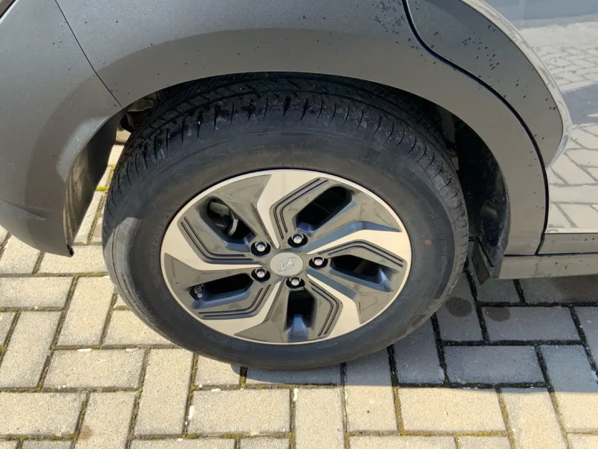 Hyundai Kona usata a Perugia (17)