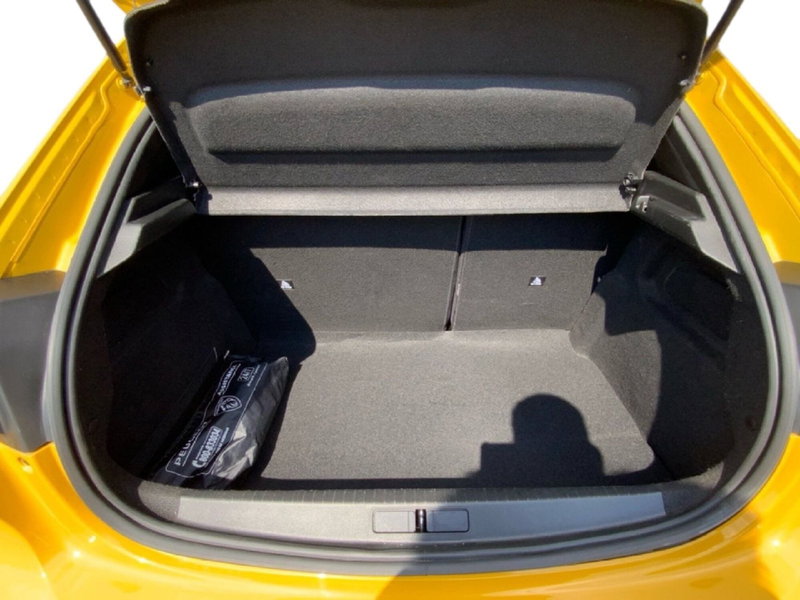 Peugeot 208 usata a Perugia (16)