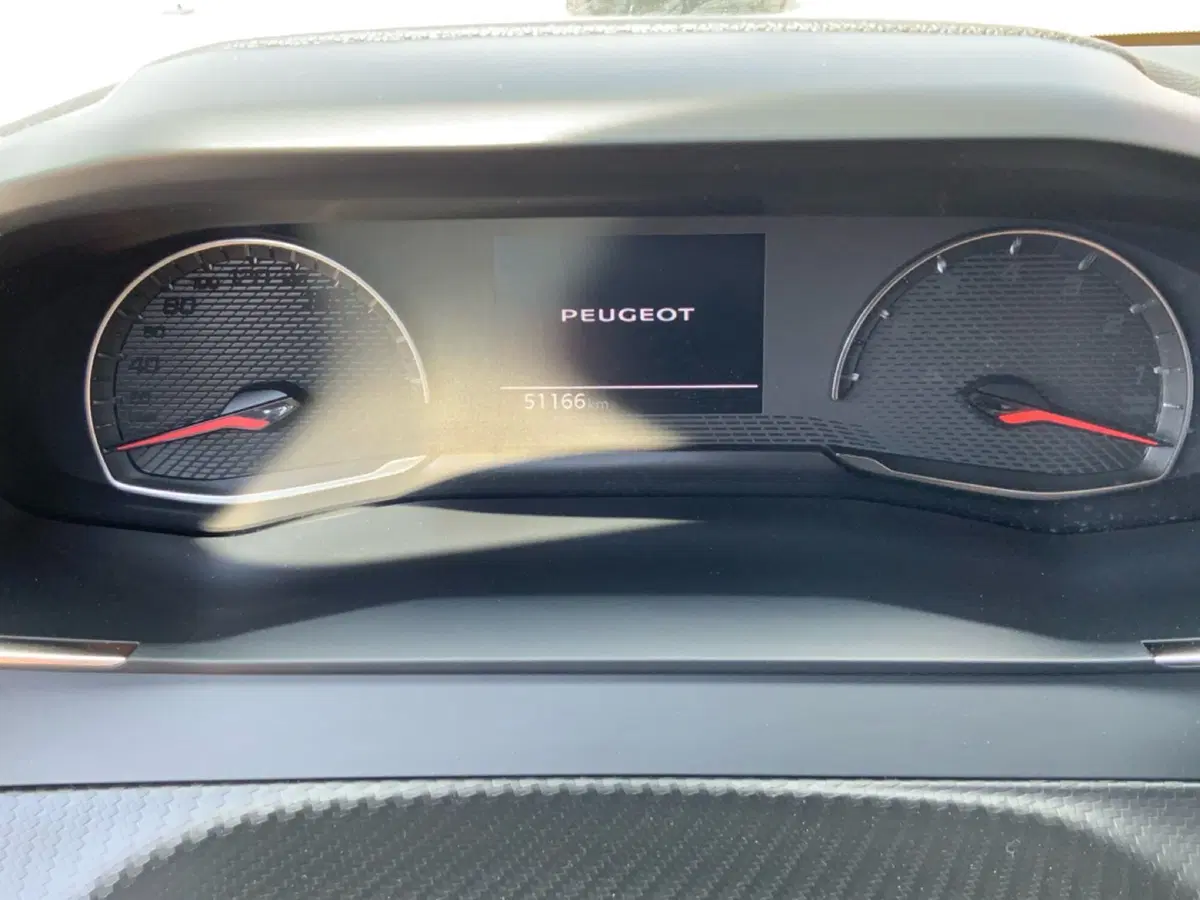 Peugeot 208 usata a Perugia (6)