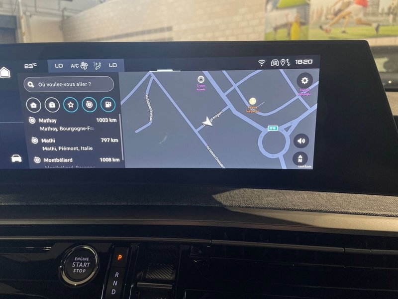 Peugeot 5008 nuova a Salerno (19)