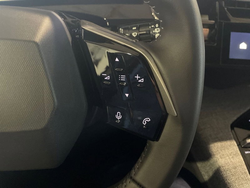 Peugeot 5008 nuova a Salerno (20)