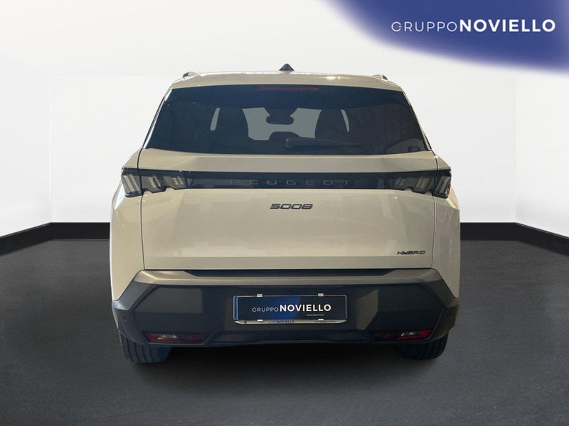Peugeot 5008 nuova a Salerno (6)