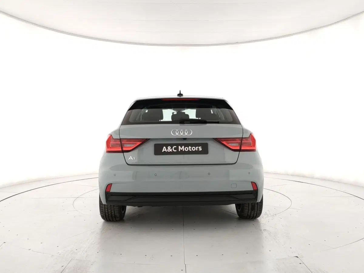 Audi A1 Sportback usata a Napoli (5)