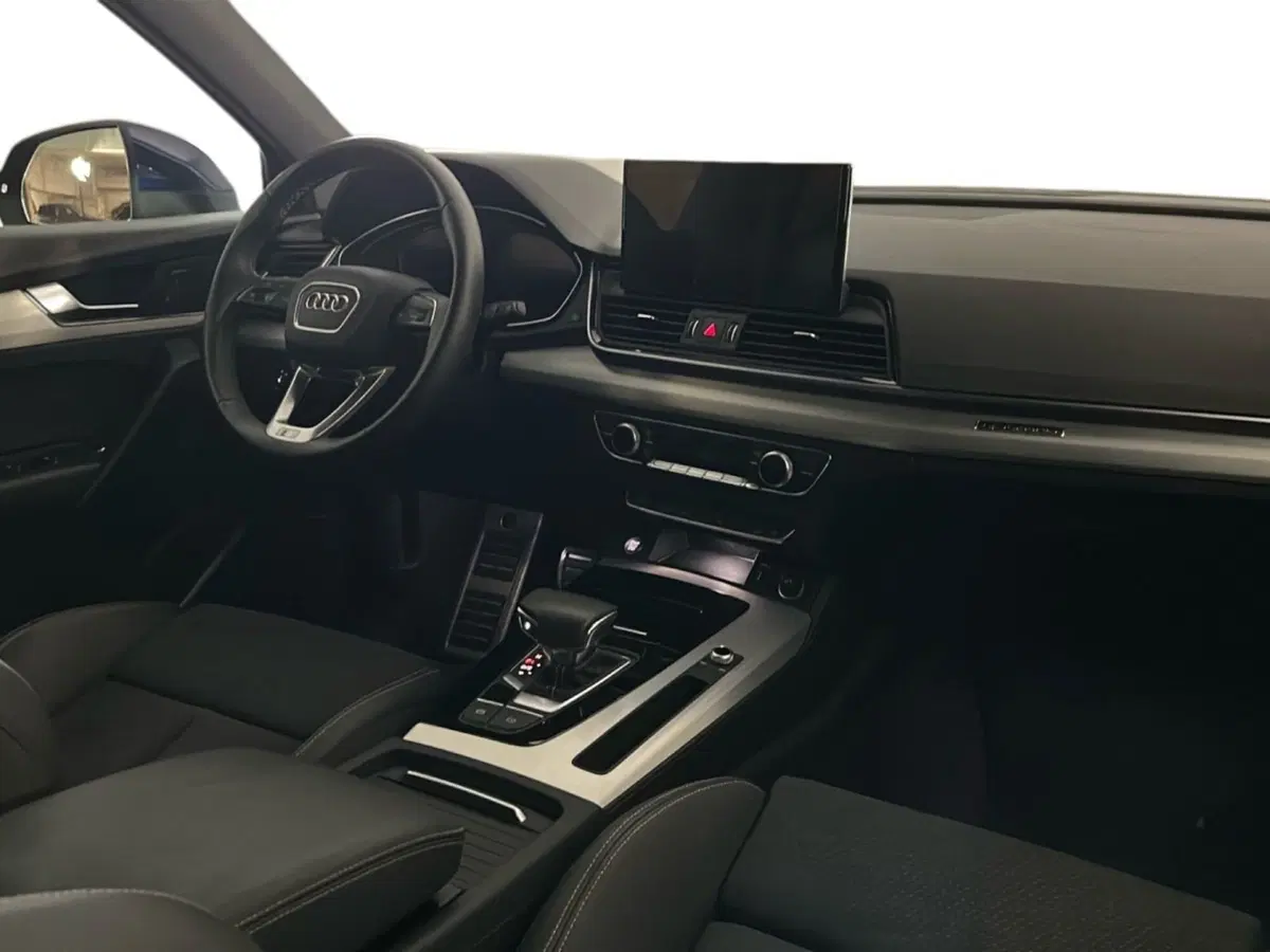 Audi Q5 Sportback usata a Napoli (10)