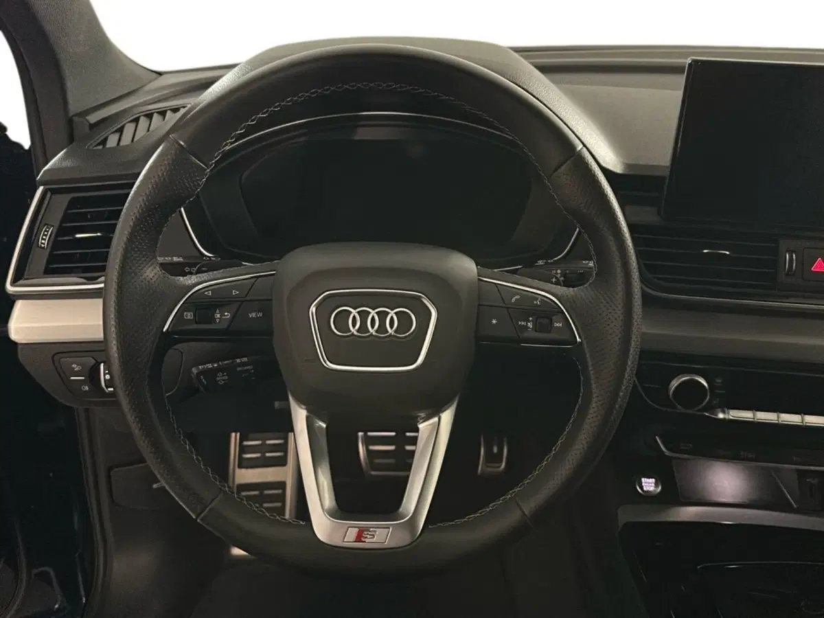Audi Q5 Sportback usata a Napoli (11)