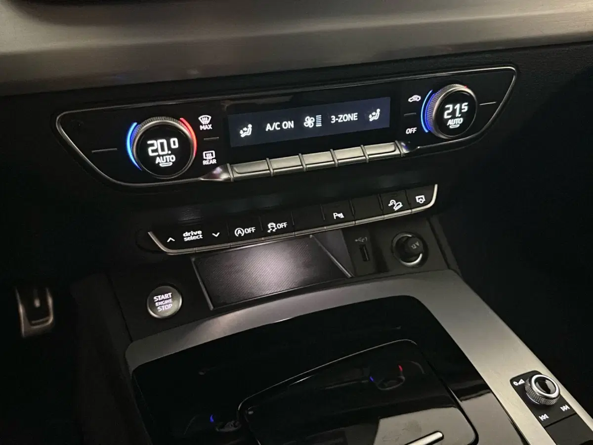 Audi Q5 Sportback usata a Napoli (16)
