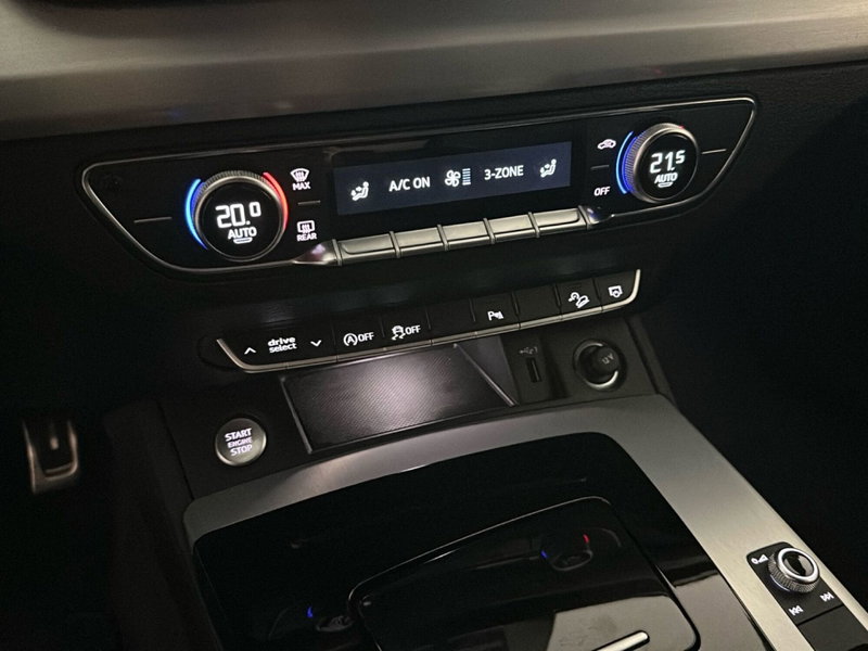 Audi Q5 Sportback usata a Napoli (16)