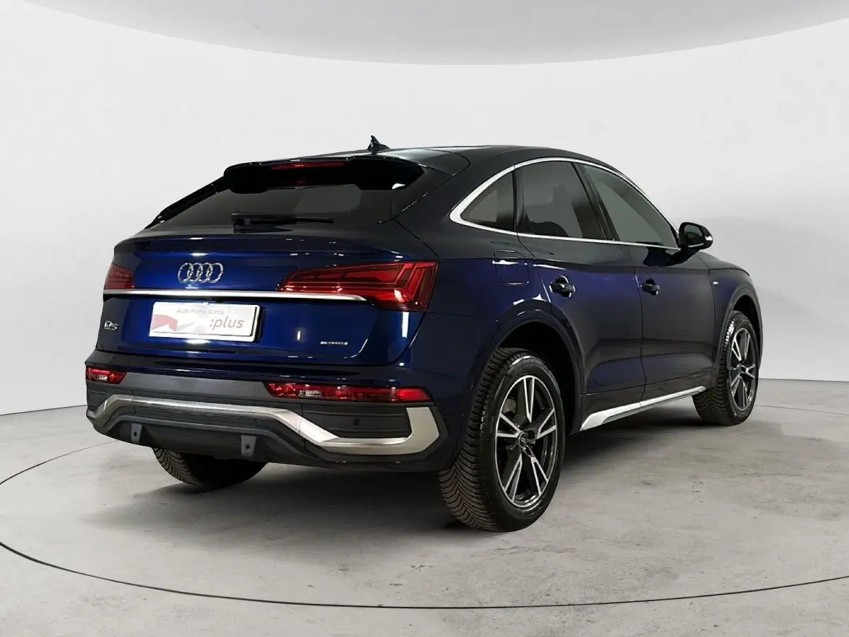 Audi Q5 Sportback usata a Napoli (4)