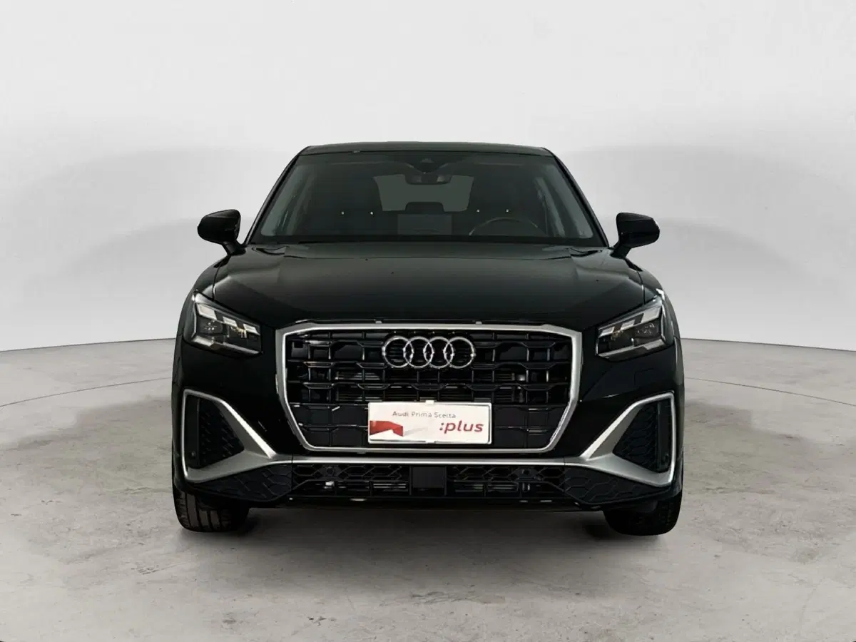 Audi Q2 usata a Napoli (2)
