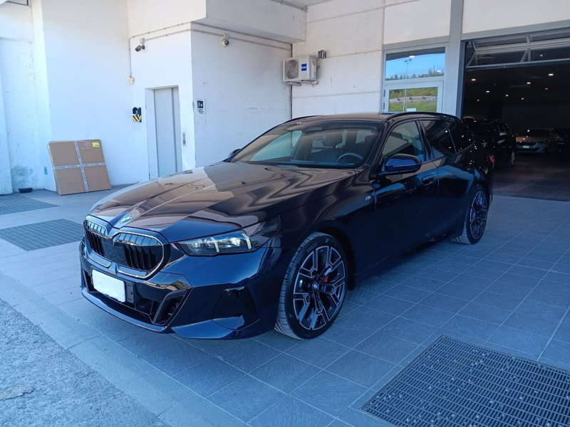 BMW Serie 5 Touring usata a Asti