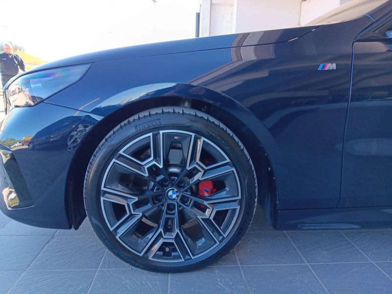 BMW Serie 5 Touring usata a Asti (10)