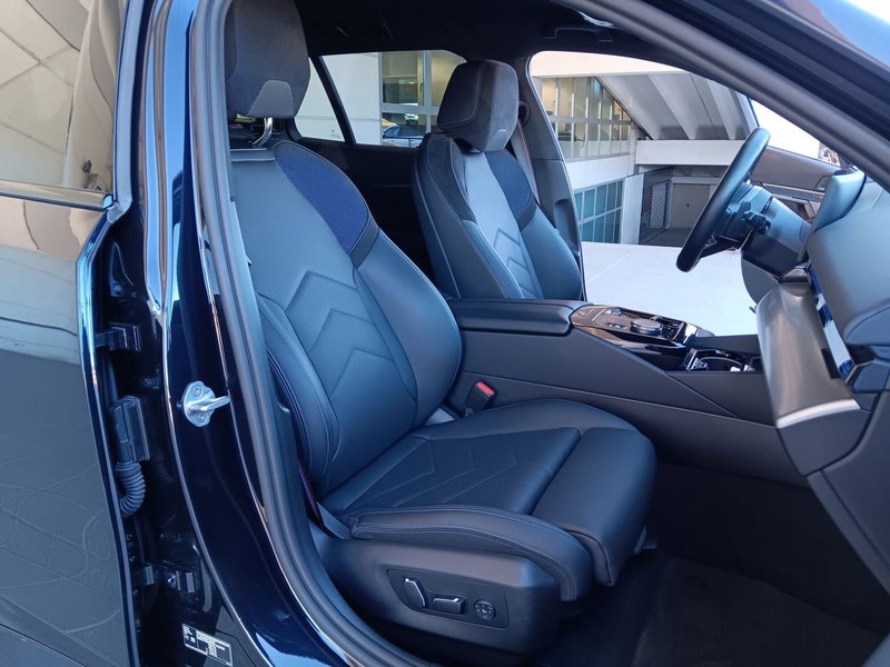 BMW Serie 5 Touring usata a Asti (16)