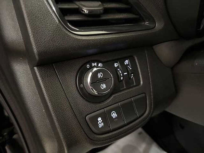 Opel Karl usata a Prato (19)