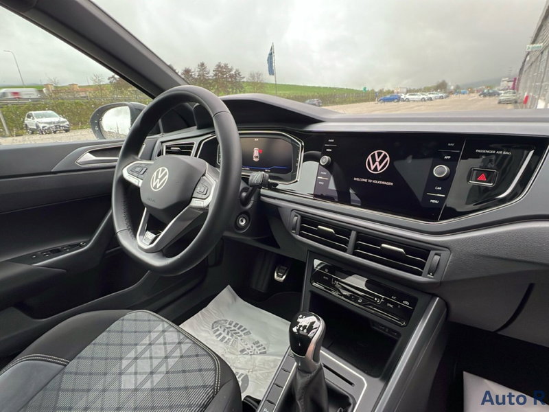 Volkswagen Taigo usata a Potenza (12)