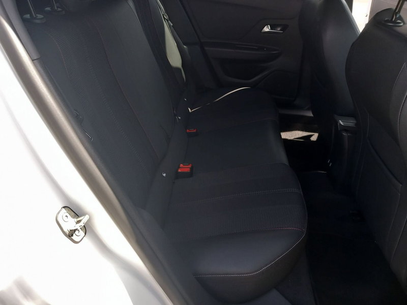 Opel Mokka usata a Lucca (13)