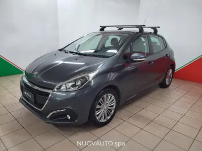 Peugeot 208 VTi 82 CV 5 porte Active del 2014 usata a Terranuova Bracciolini