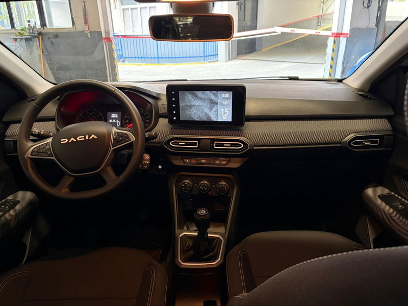 Dacia Sandero Streetway usata a Milano (14)