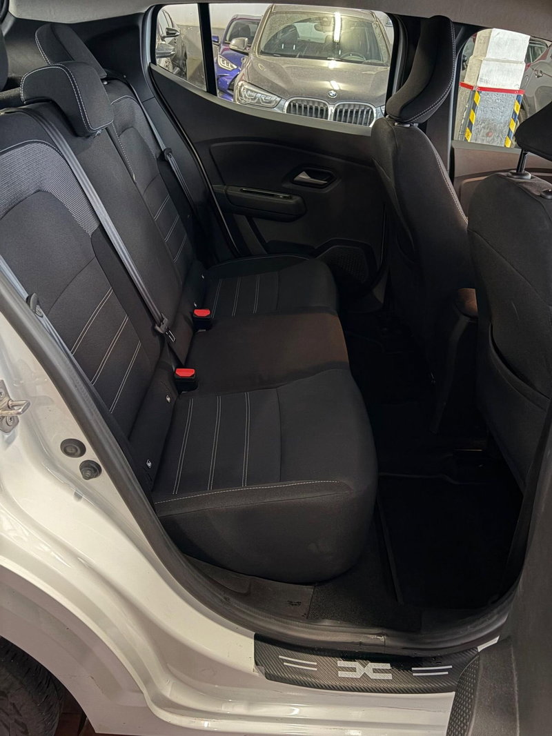 Dacia Sandero Streetway usata a Milano (7)