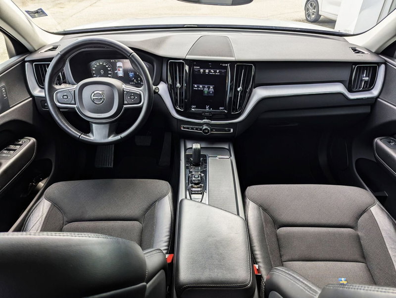 Volvo XC60 usata a Pescara (10)