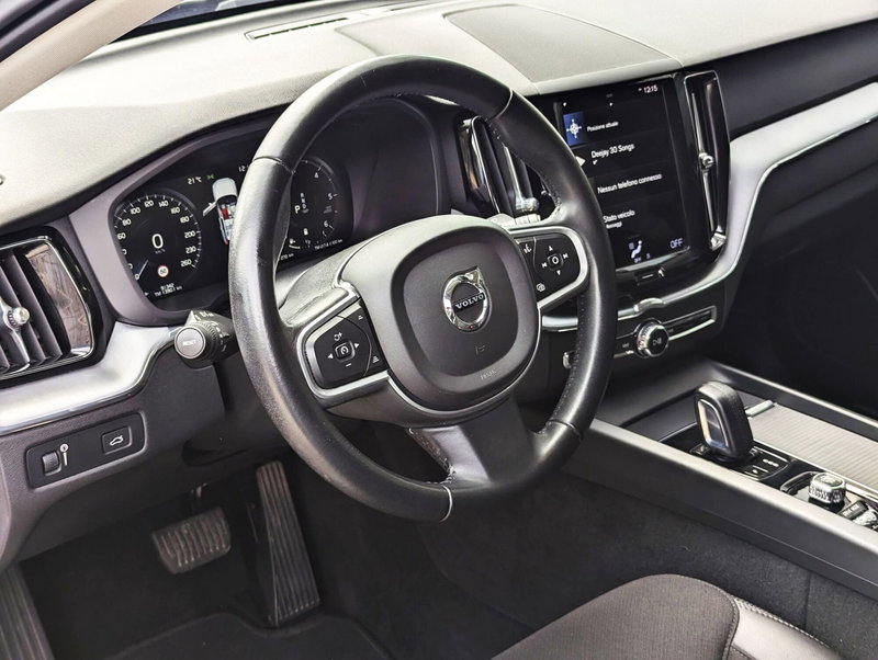 Volvo XC60 usata a Pescara (4)